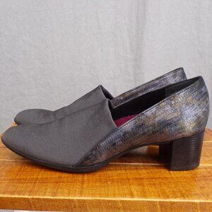 Munro Women's Low Chunky Block Heel Slip On Shoes - 9.5M